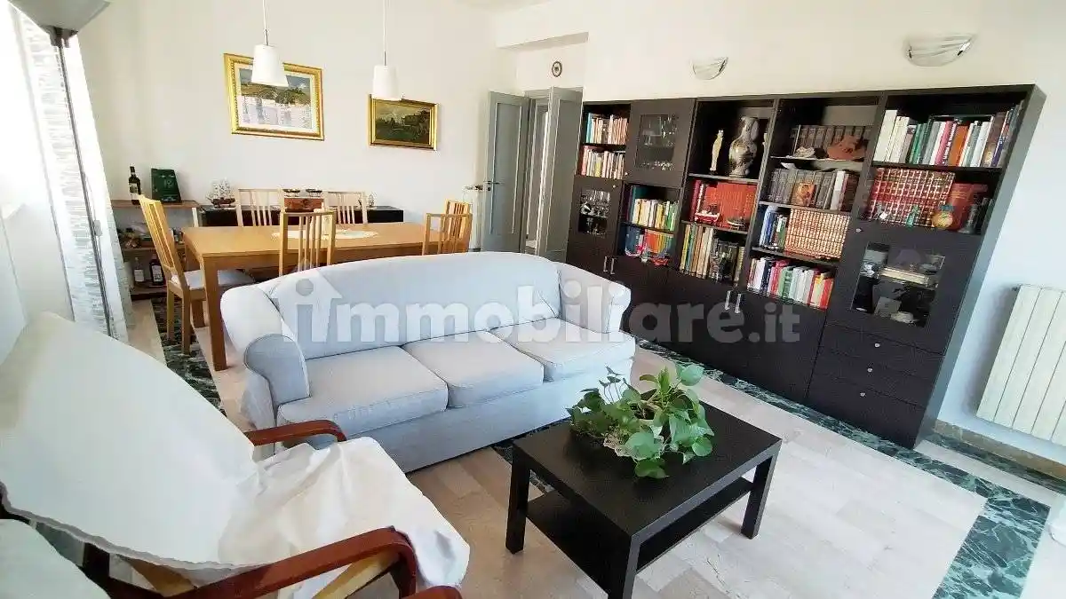 Appartamento in vendita a Massa