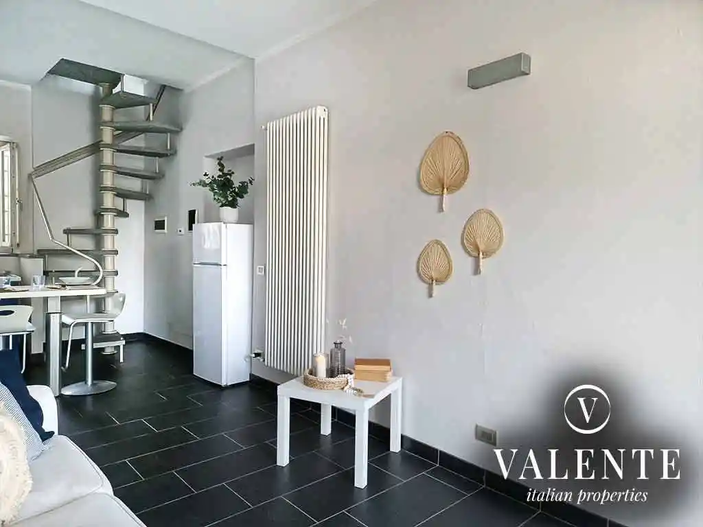 Appartamento in vendita a Castana