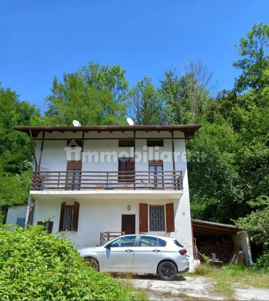 Casa indipendente in vendita a Guardabosone