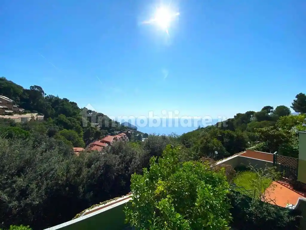 Appartamento in vendita a Bergeggi