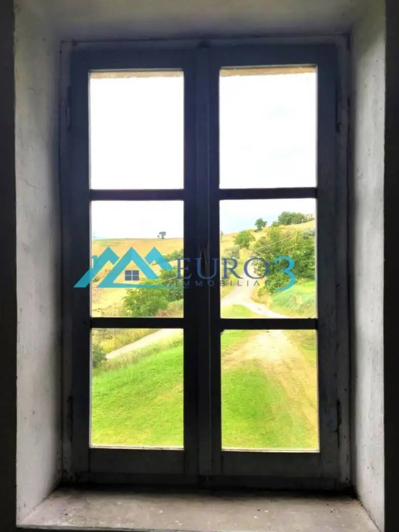 Villa in vendita a Montelparo