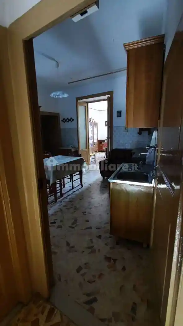 Quadrilocale piazza Santa Sofia, Centro, Castelcivita - foto 2