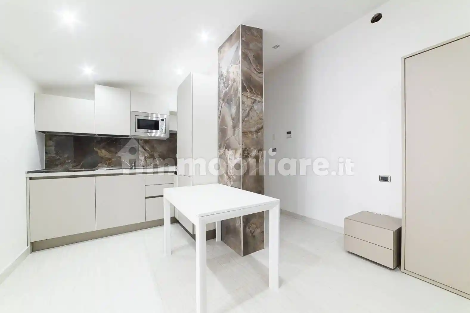 Monolocale nuovo, secondo piano, Villa Carmine, Montesilvano - foto 3