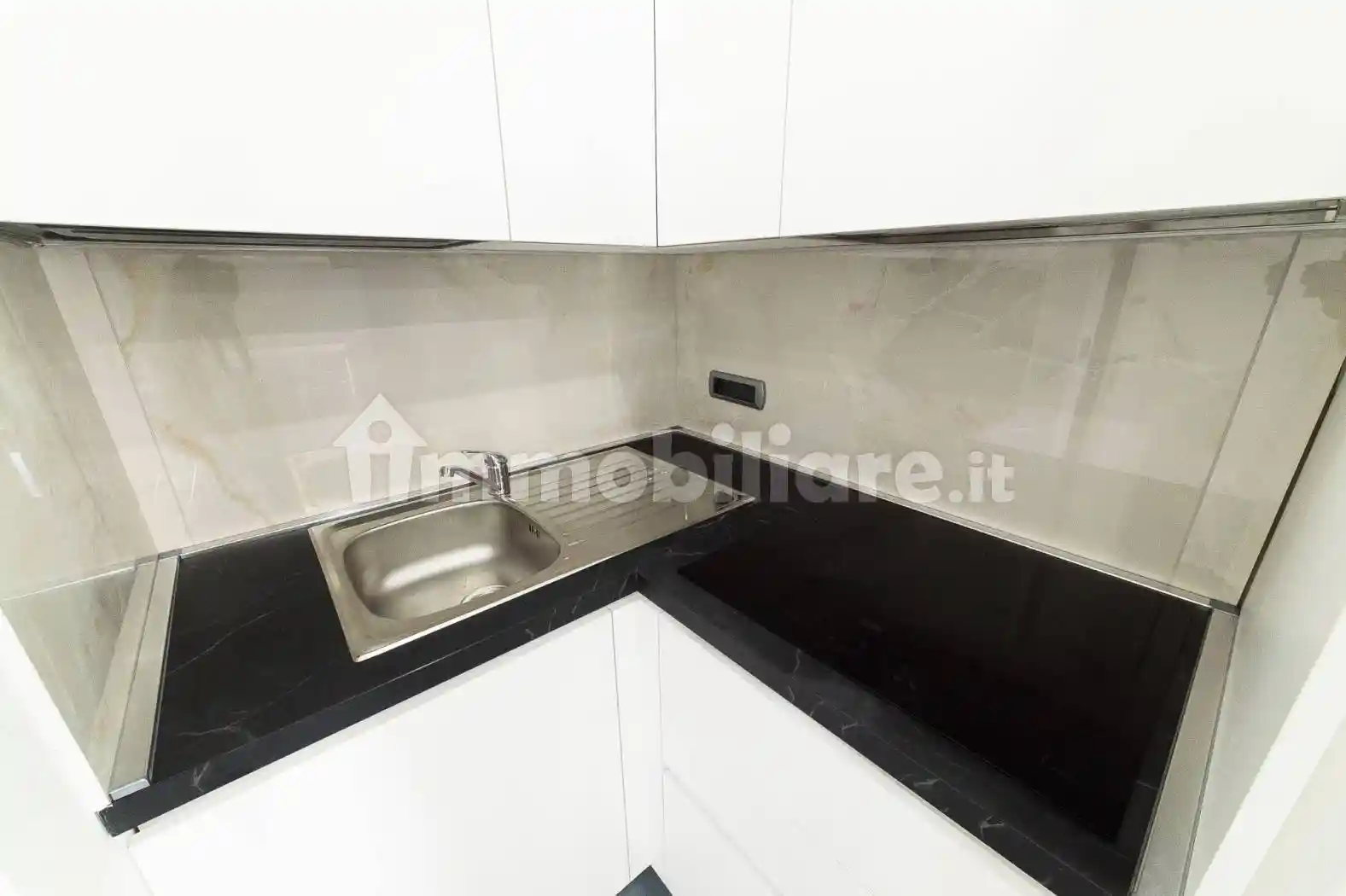 Monolocale nuovo, secondo piano, Villa Carmine, Montesilvano - foto 5