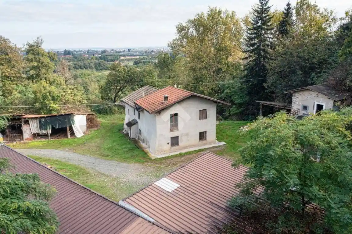 Casa indipendente in vendita a Revello