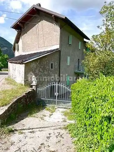 Rustico - Casale in vendita a Fanano