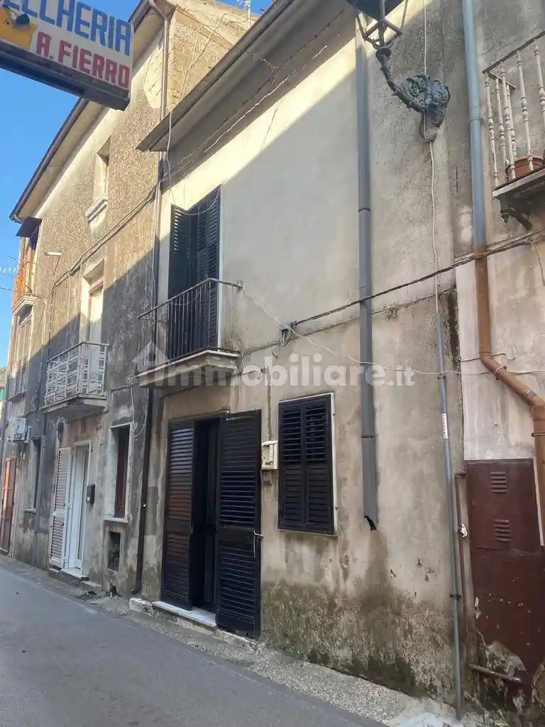 Casa indipendente in vendita a Cervinara