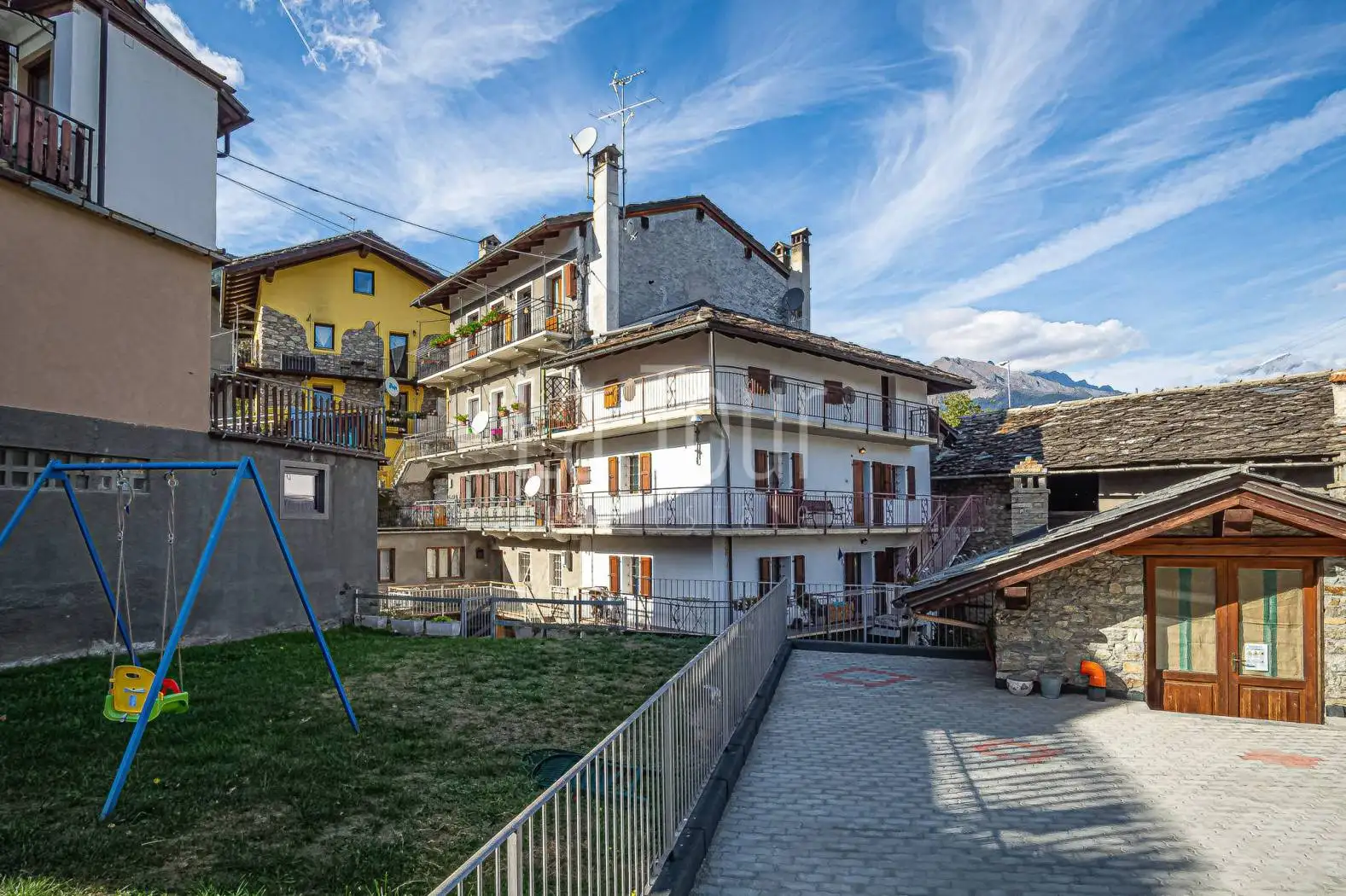 Appartamento in vendita a Gignod