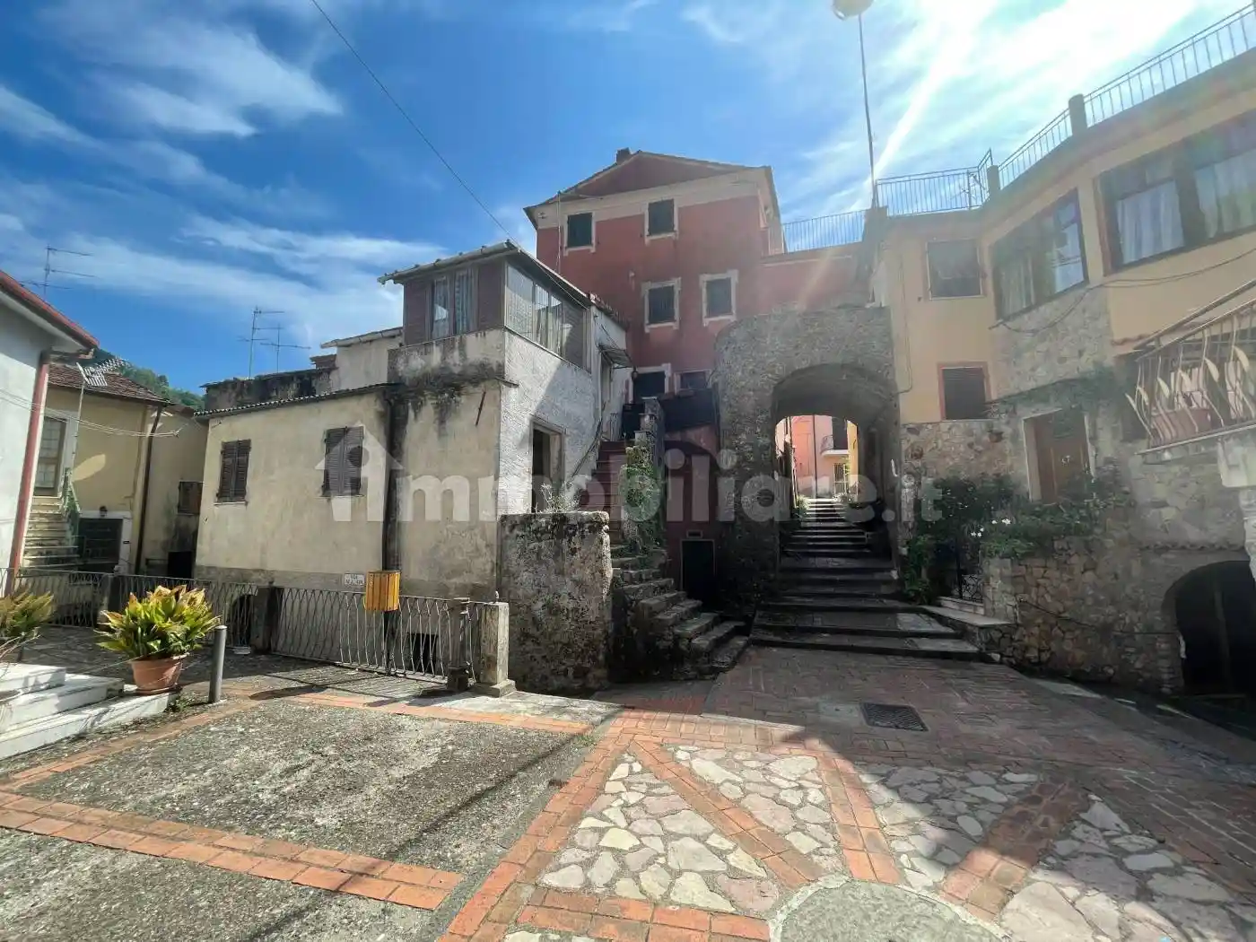 Rustico - Casale in vendita a Follo