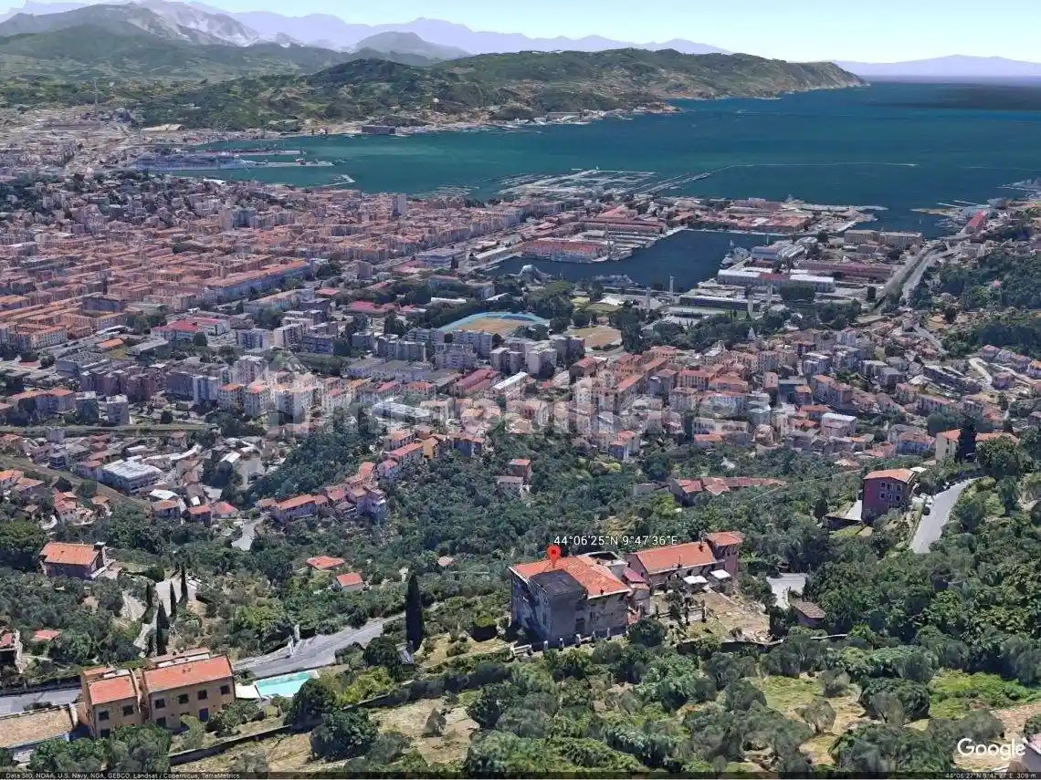 Villa in vendita a La Spezia