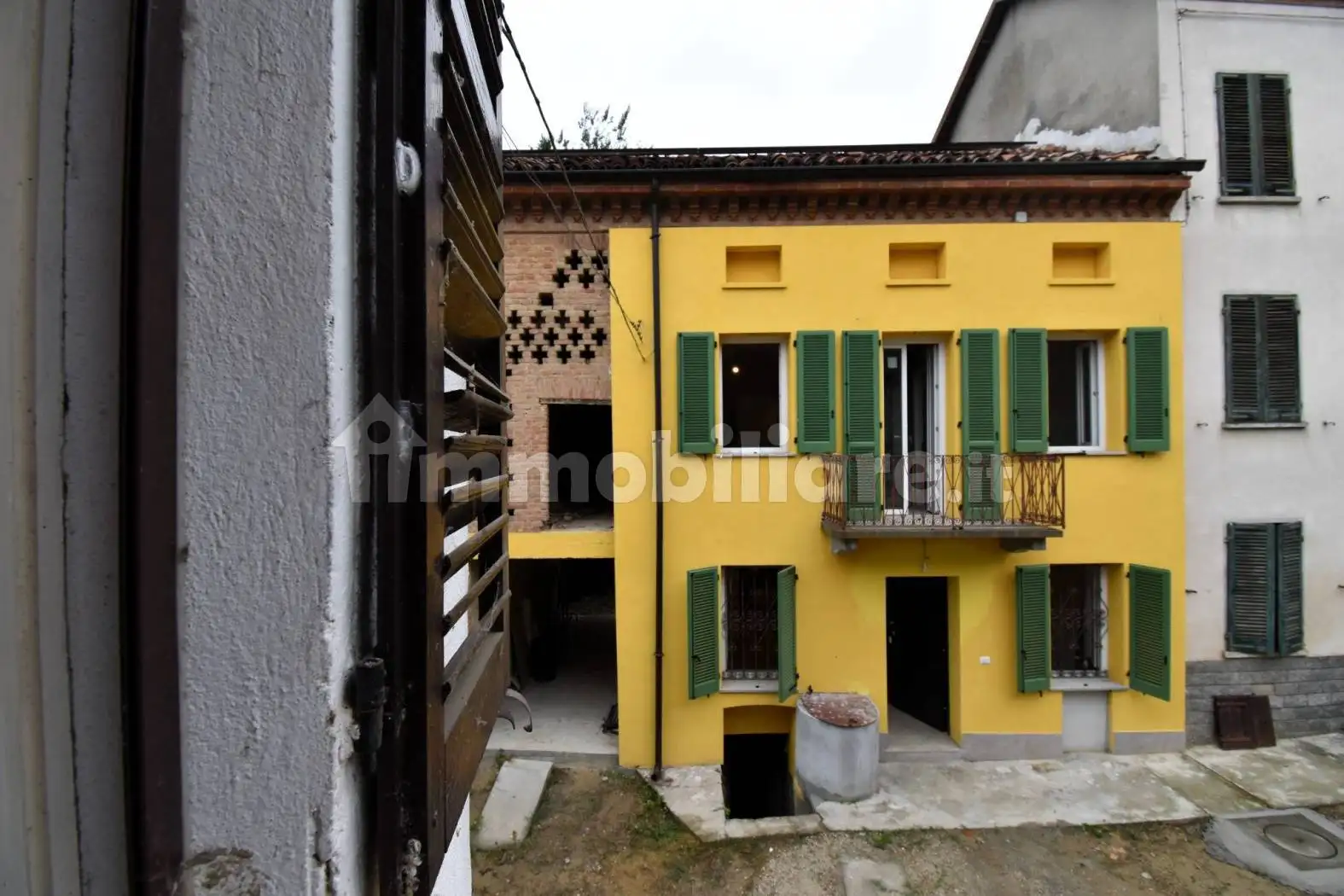 Rustico - Casale in vendita a Montaldo Scarampi