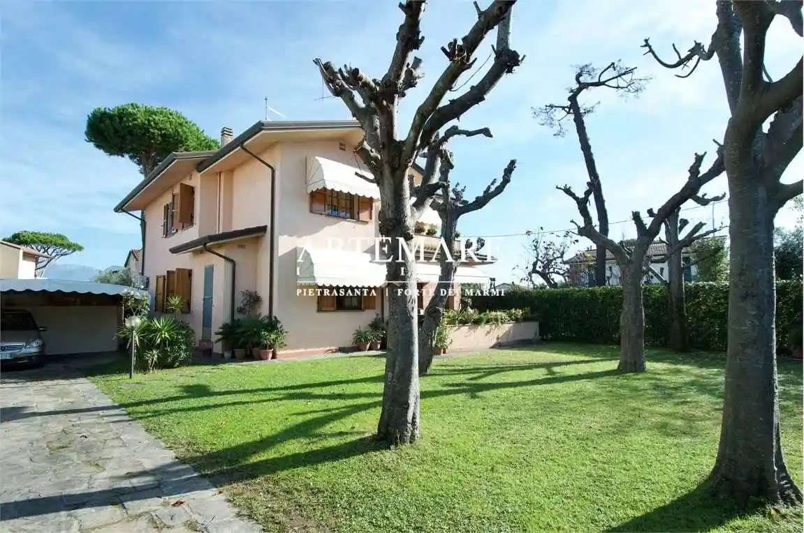 Villa in affitto a Forte dei Marmi