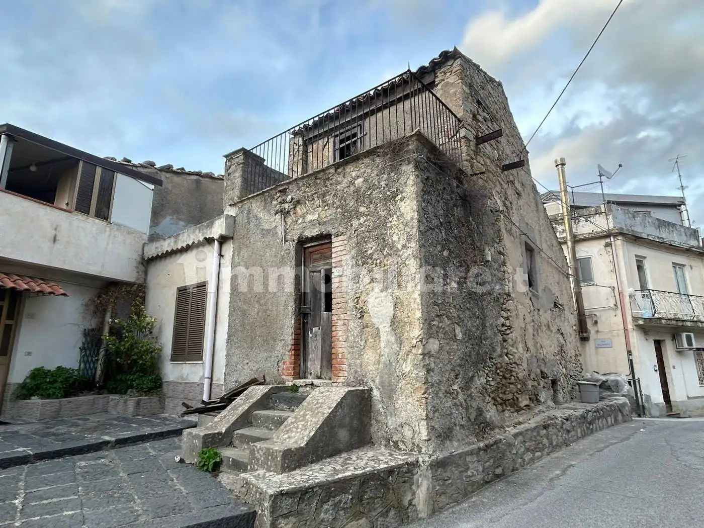 Casa indipendente in vendita a Basicò