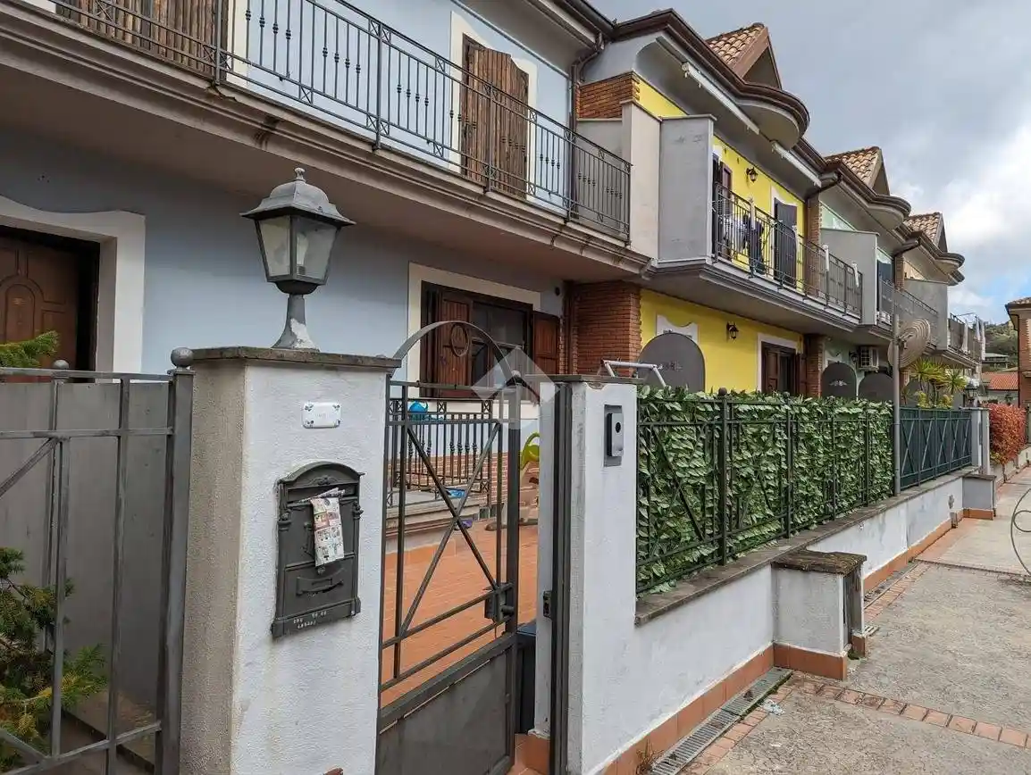Villetta a schiera in vendita a Montesarchio