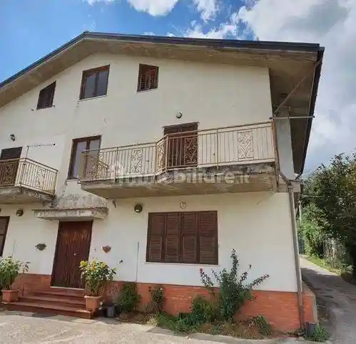 Villa in vendita a Monteforte Irpino