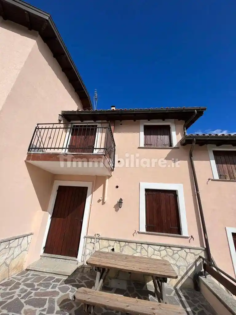 Trilocale via Percorte, Centro, Rocca di Mezzo - foto 2