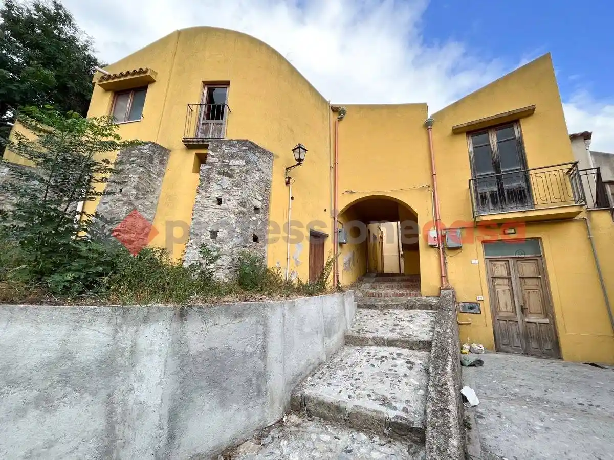 Terratetto unifamiliare via Rivellino, 2-4-6, Centro, Castroreale - foto 2