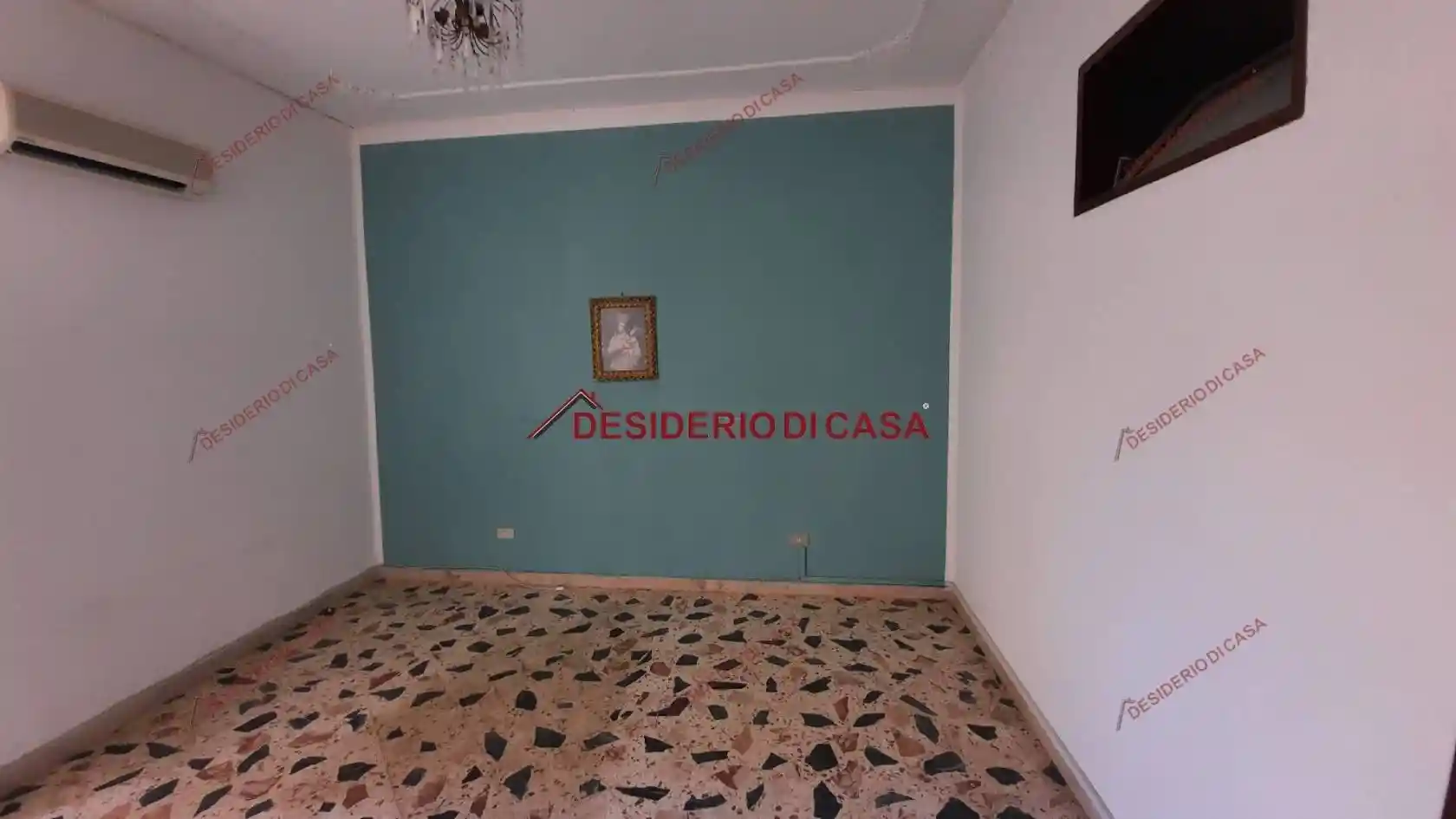 Casa indipendente in vendita a Campofelice di Roccella