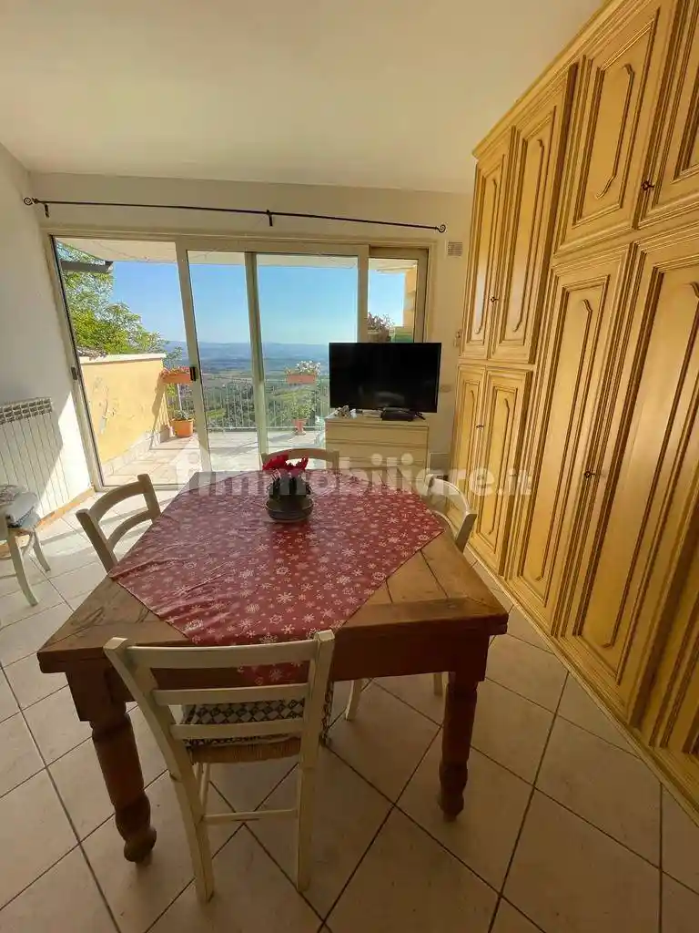 Appartamento in vendita a Gambassi Terme