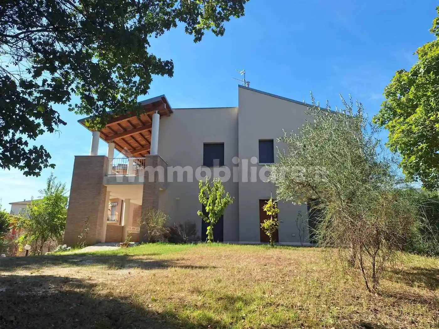 Villa in vendita a Tolentino