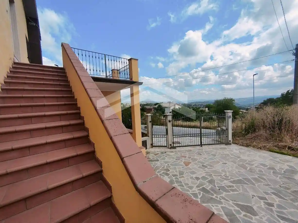 Appartamento C.da Colle dell'Orso 66, Colle dell'Orso, Campobasso - foto 5