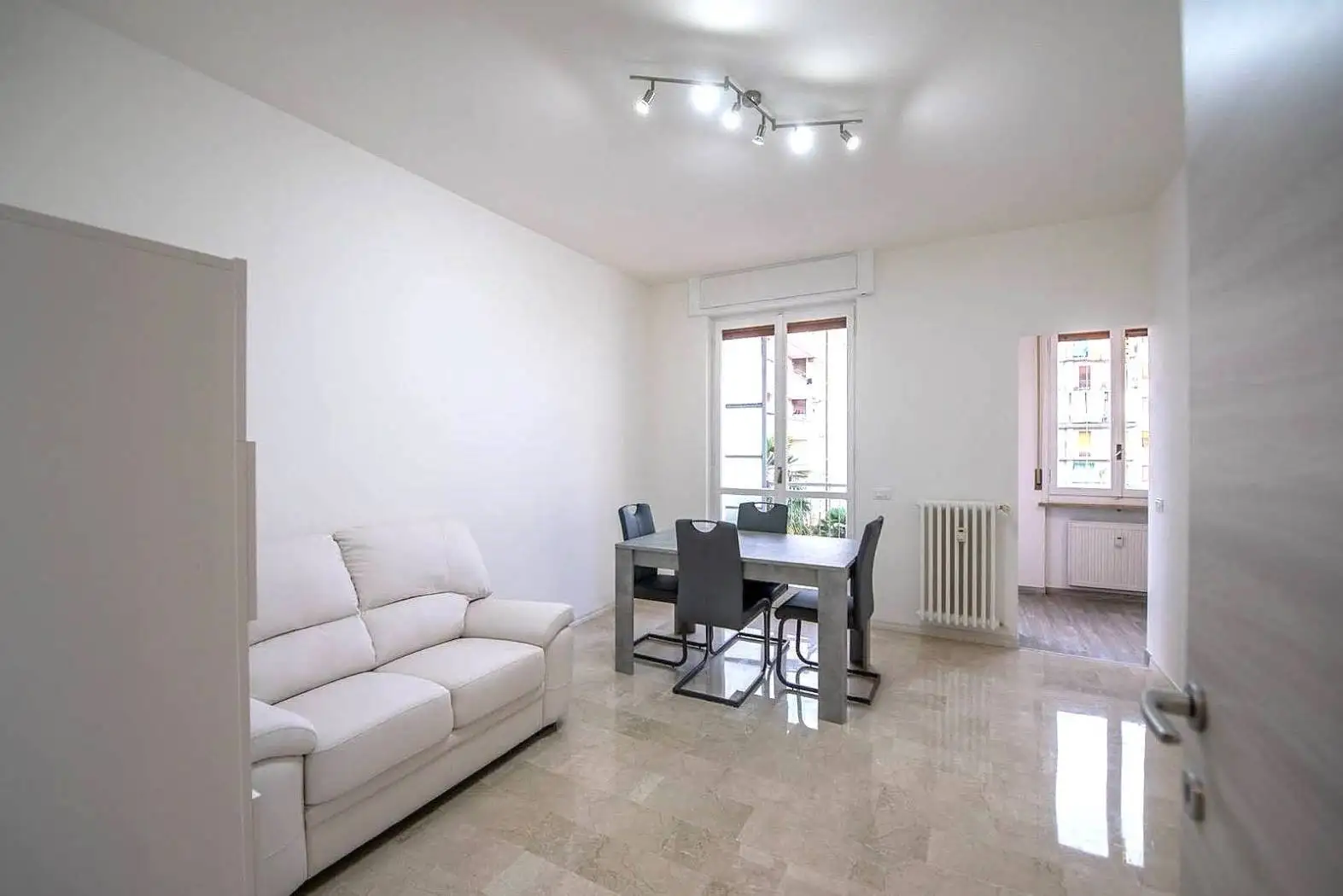 Appartamento in affitto a Novara