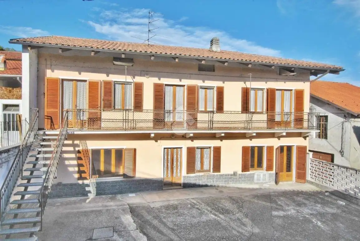 Casa indipendente in vendita a Maglione