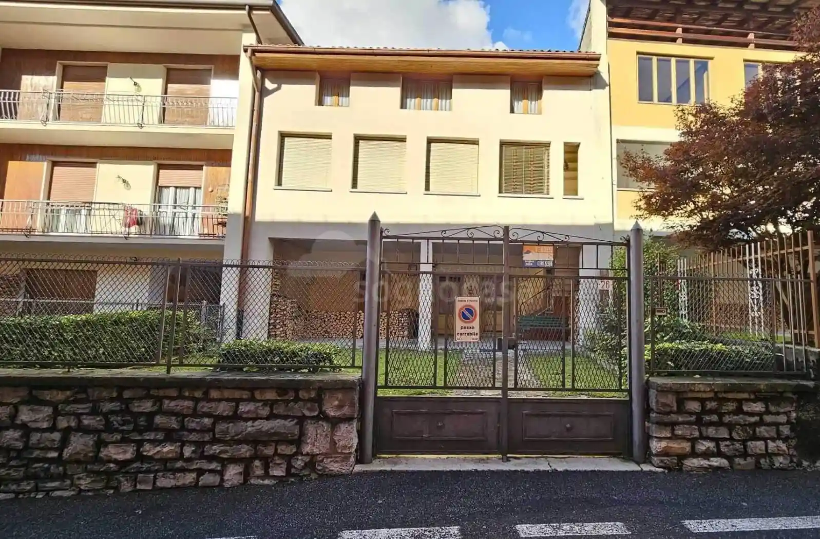 Casa indipendente in vendita a Rovetta