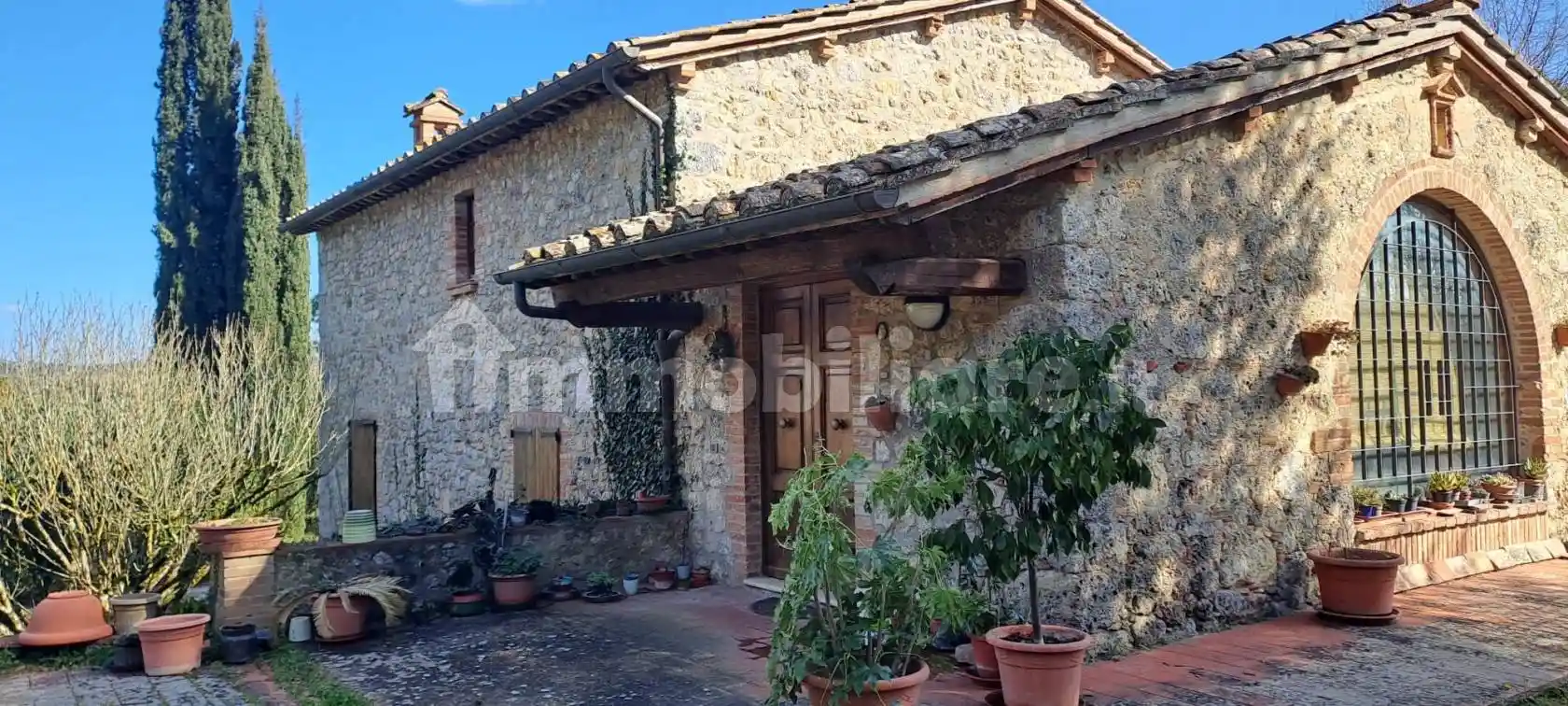 Rustico - Casale in vendita a Monteriggioni