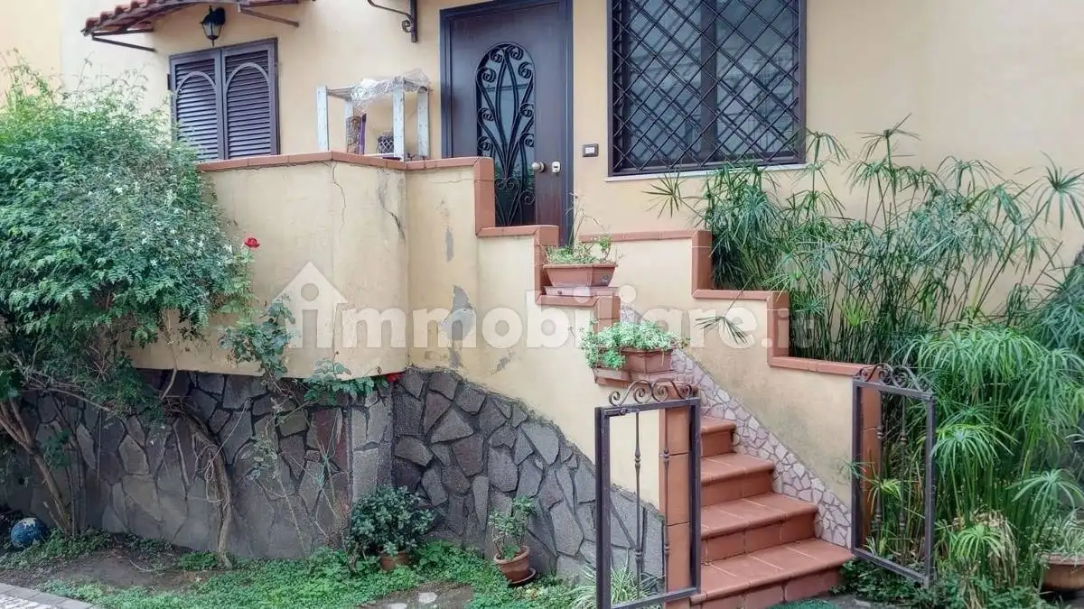 Villa in vendita a Casoria