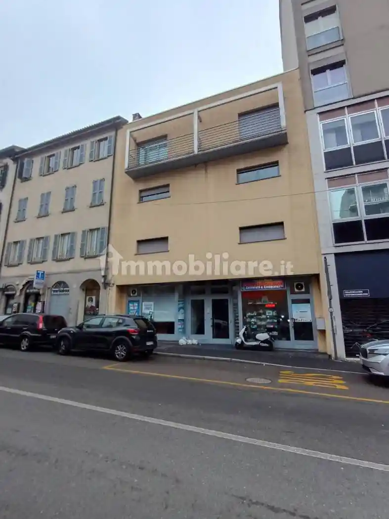 Appartamento in affitto a Como