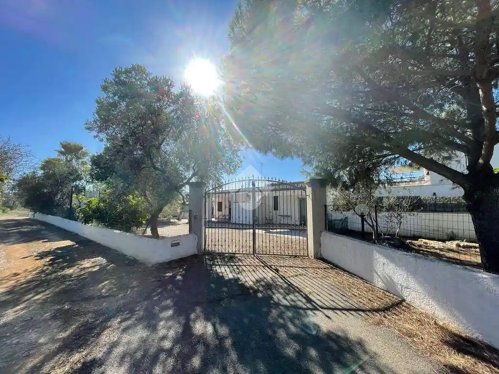 Villa in vendita a Racale