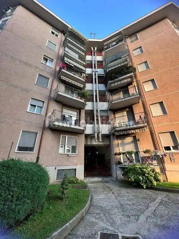 Appartamento in vendita a Erba