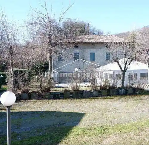 Rustico - Casale in vendita a Prignano sulla Secchia