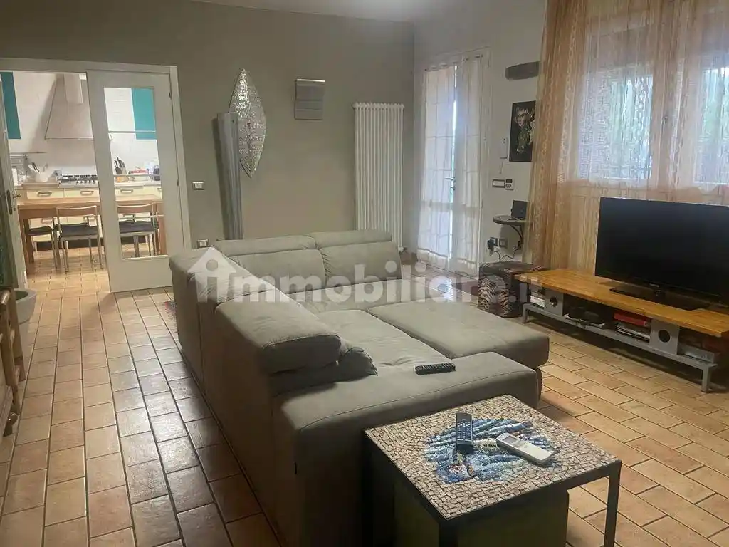 Villa in vendita a Russi