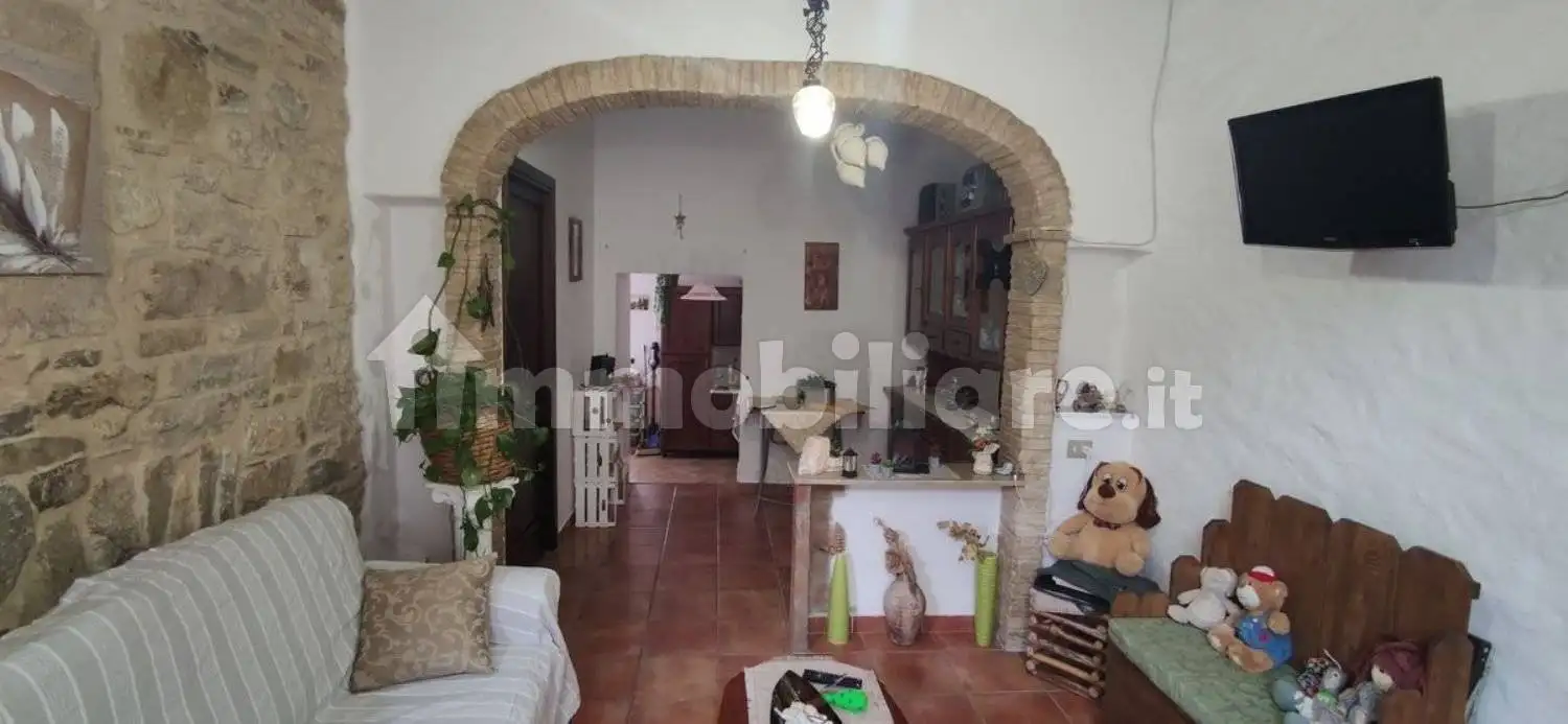 Villa unifamiliare vicolo Albanese, 13, Centro, Bompietro - foto 2