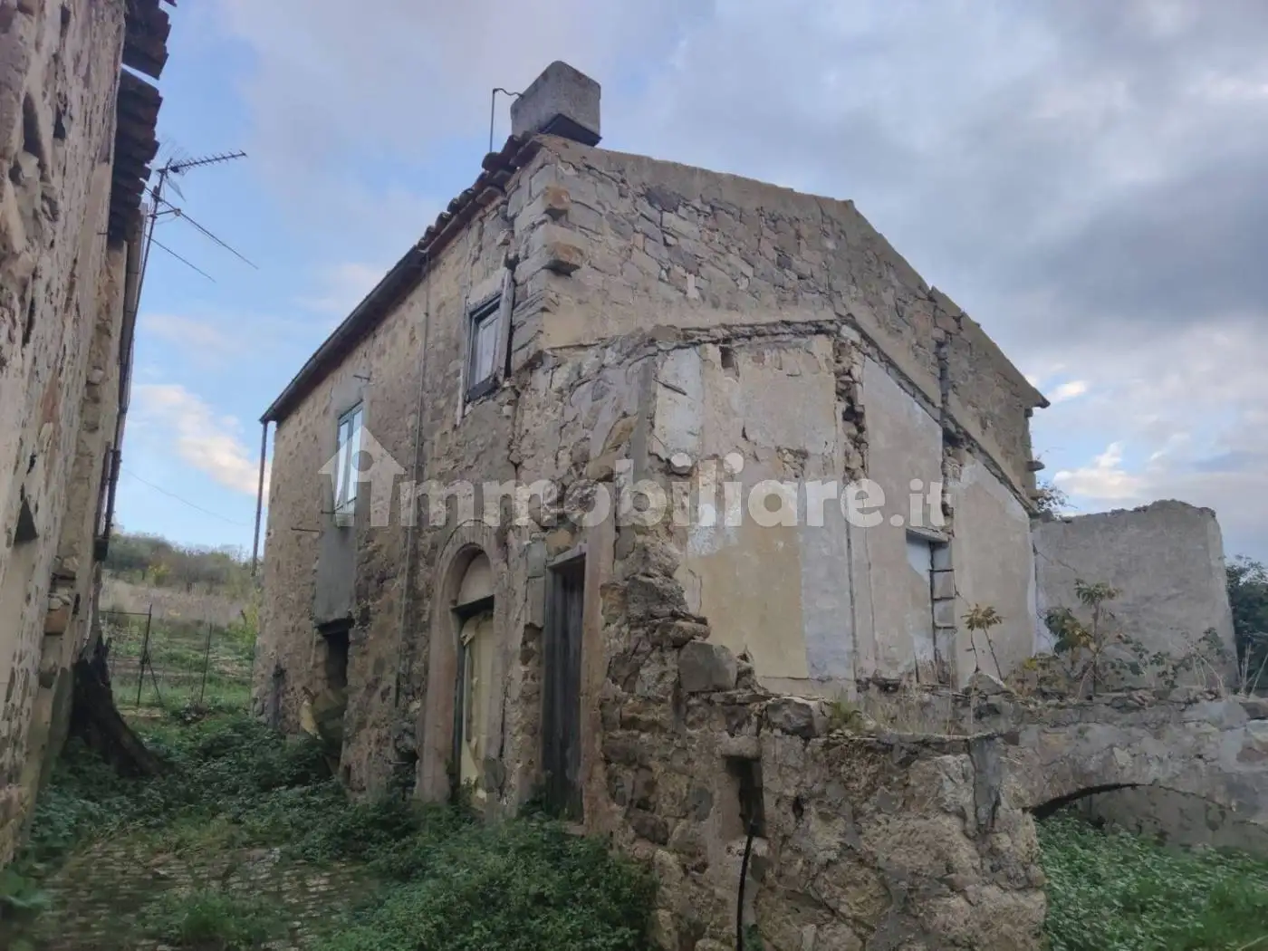 Rustico - Casale in vendita a Blufi