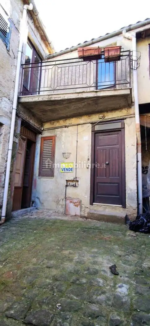 Casa indipendente in vendita a Bompietro