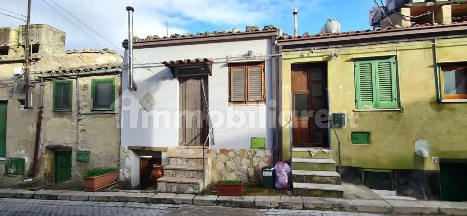 Appartamento in vendita a Bompietro