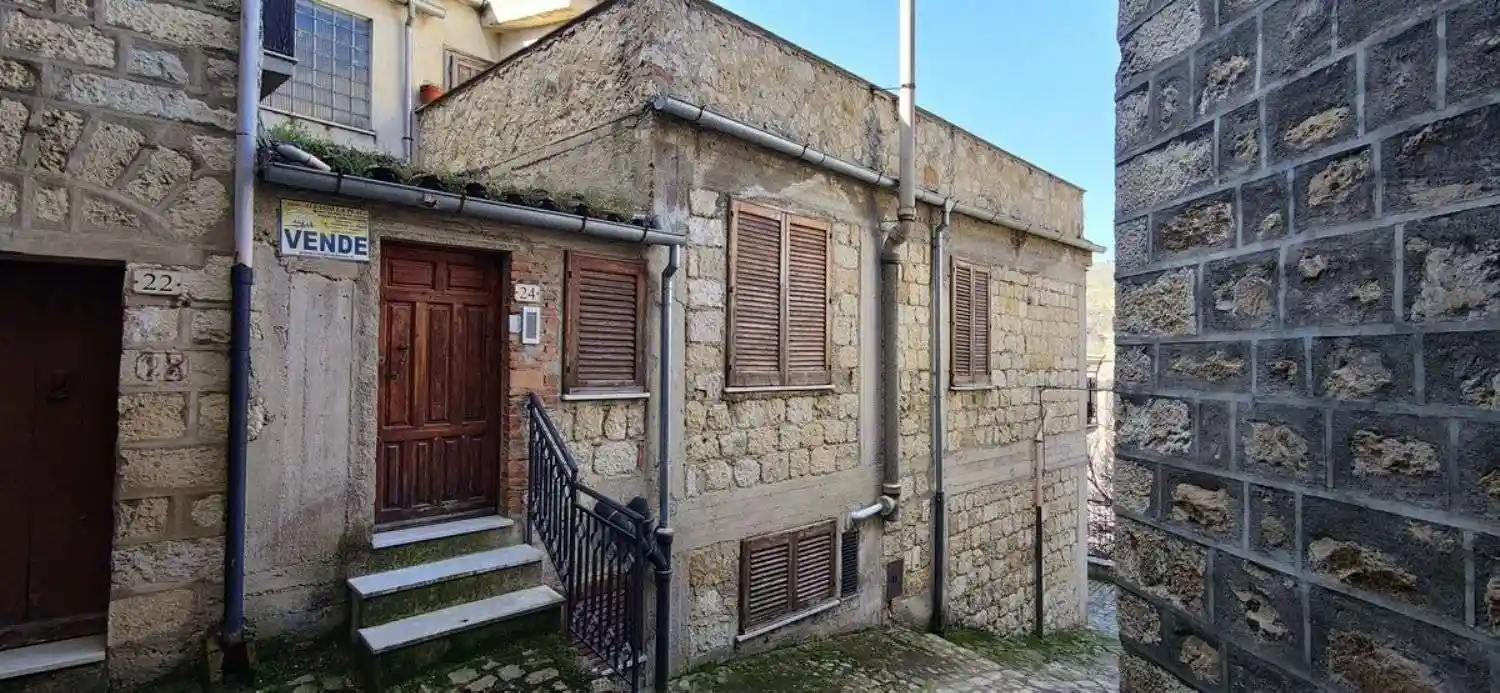 Casa indipendente in vendita a Petralia Sottana