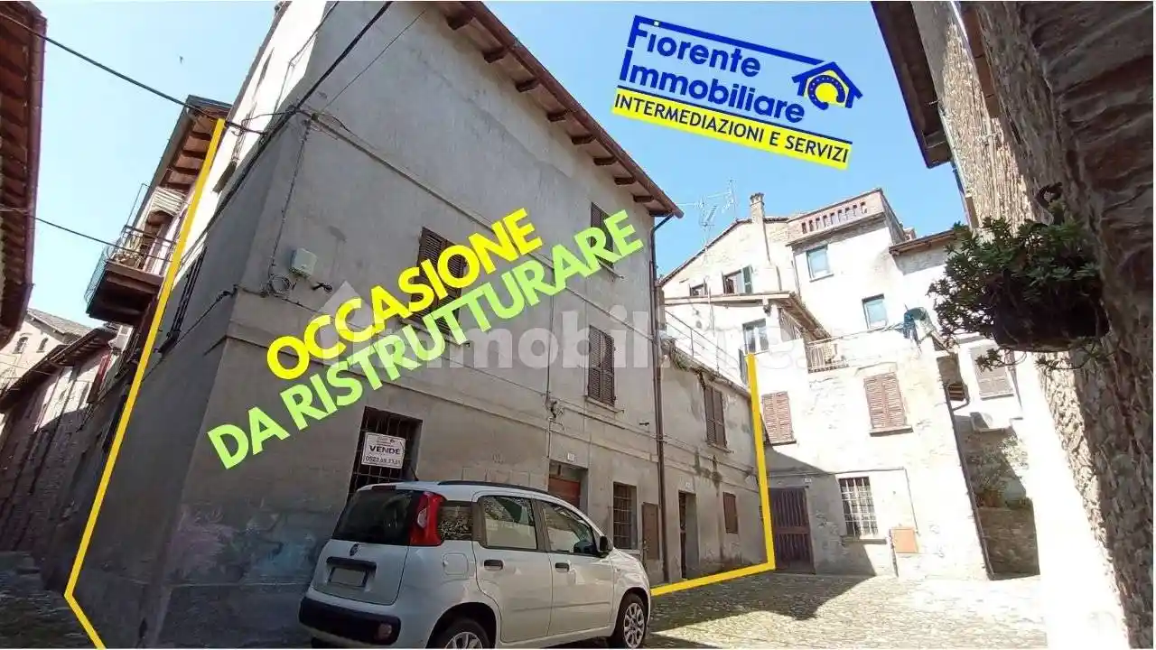 Casa indipendente in vendita a Castell'Arquato