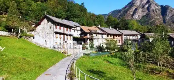 Terratetto unifamiliare frazione Pianaronda, Cravagliana - foto 2