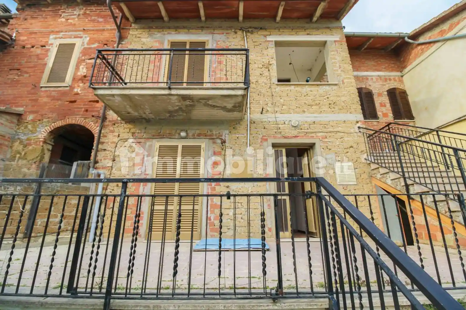 Casa indipendente in vendita a Lucignano