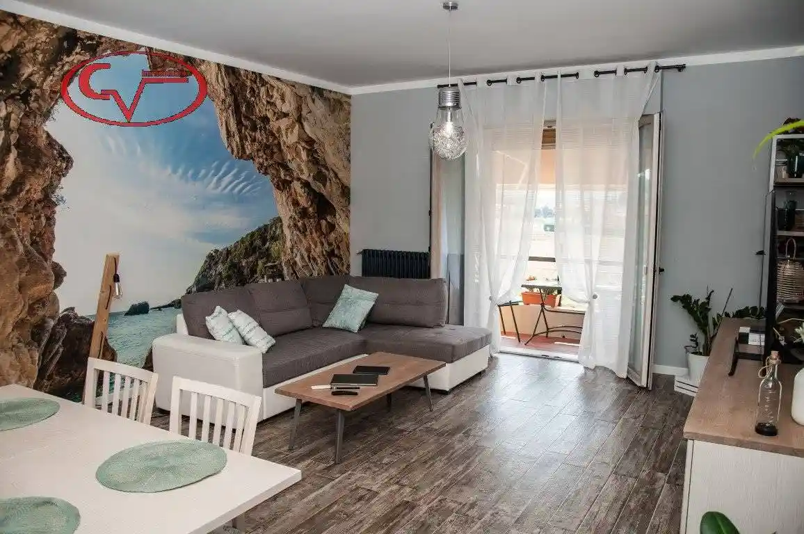 Appartamento in vendita a Laterina Pergine Valdarno