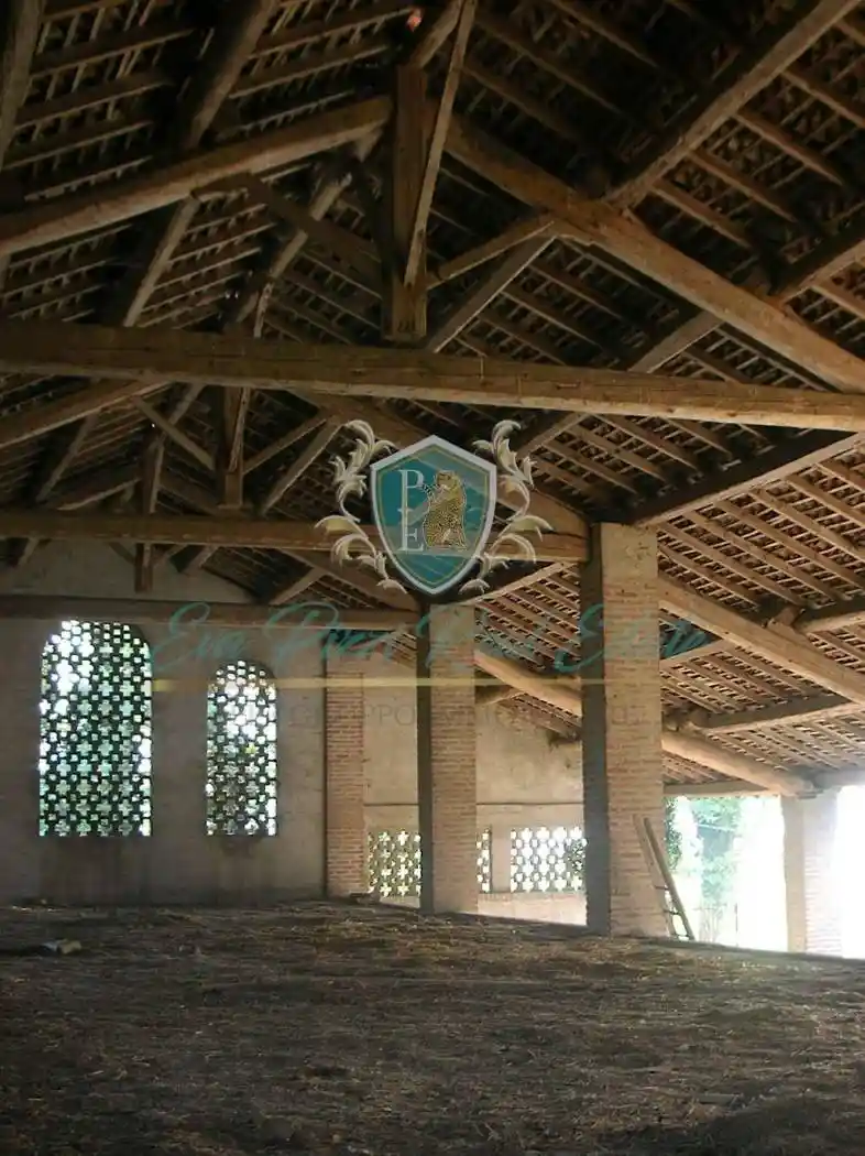 Rustico - Casale in vendita a Crema