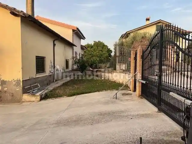 Rustico - Casale in vendita a Ariccia