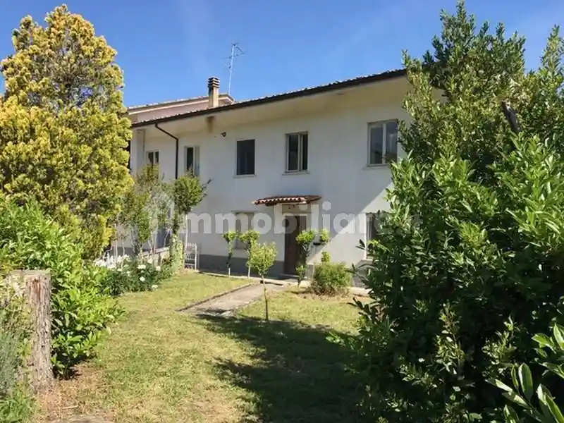 Rustico - Casale in vendita a Lugagnano Val d'Arda