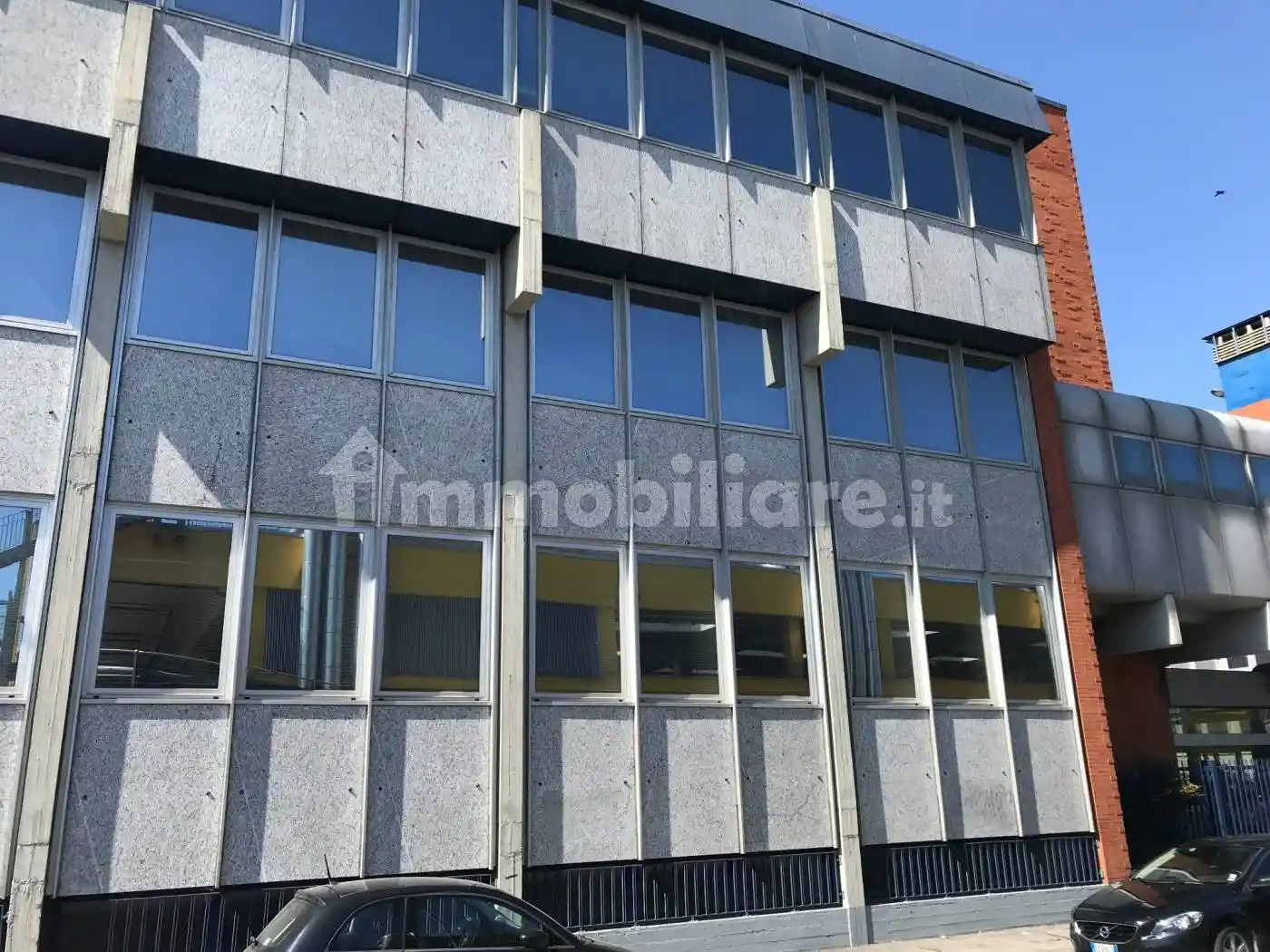 Palazzo - Edificio in Affitto - foto 3