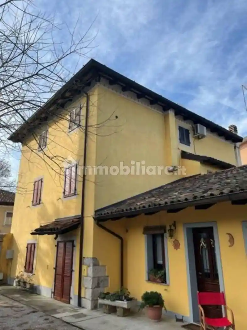 Villa in vendita a Sagrado