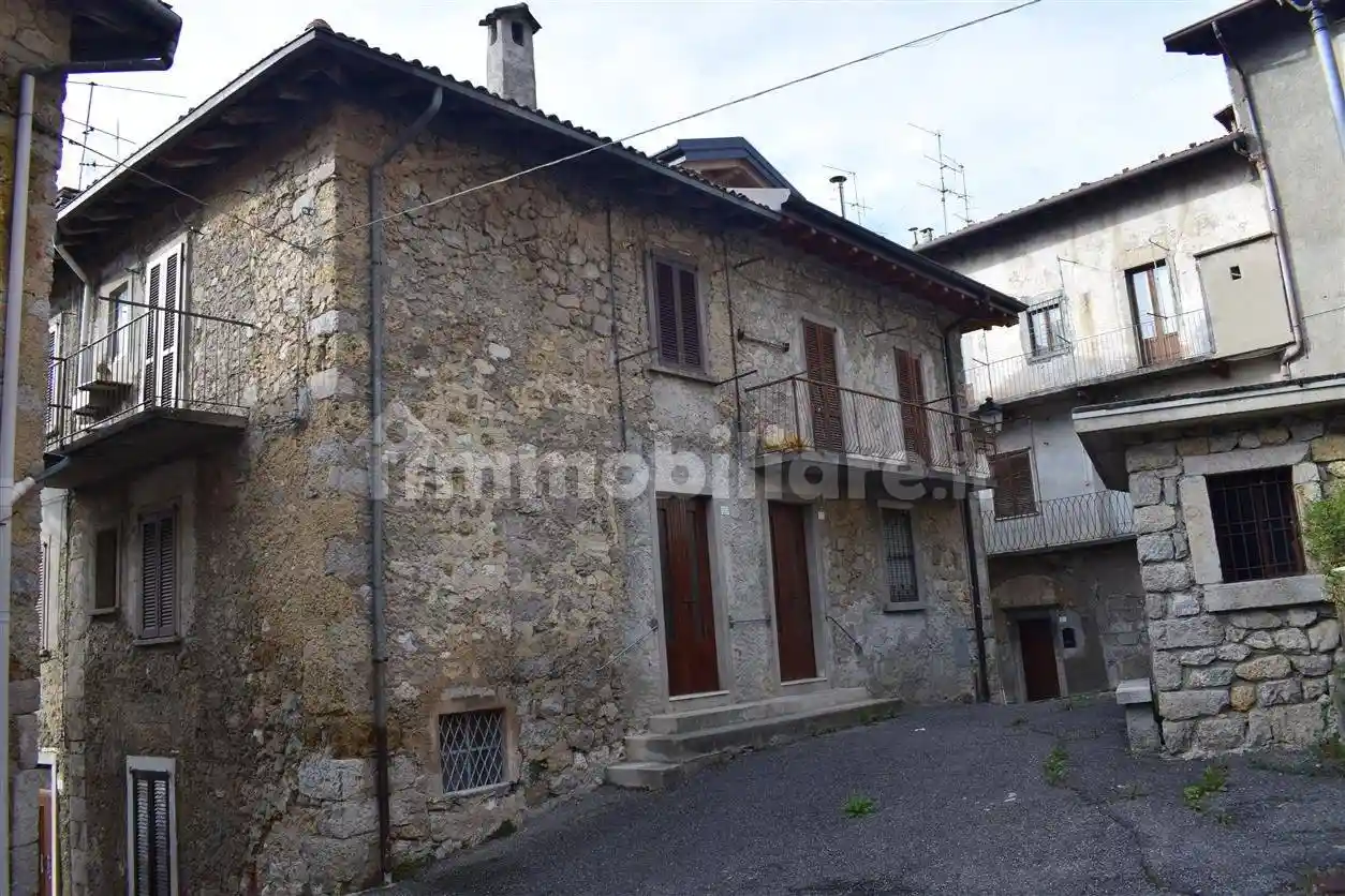 Appartamento in vendita a Serina